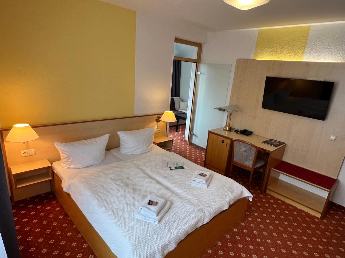 Poseidon Hotel 3*
